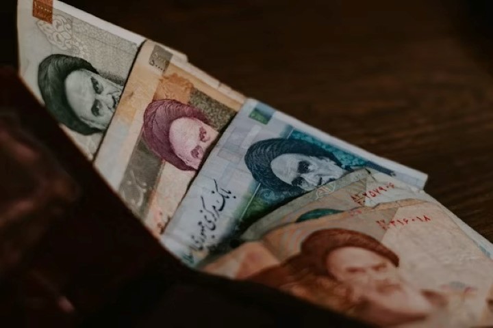 Ayakkabılarımı nasıl doğru depolayıp koruyabilirim?