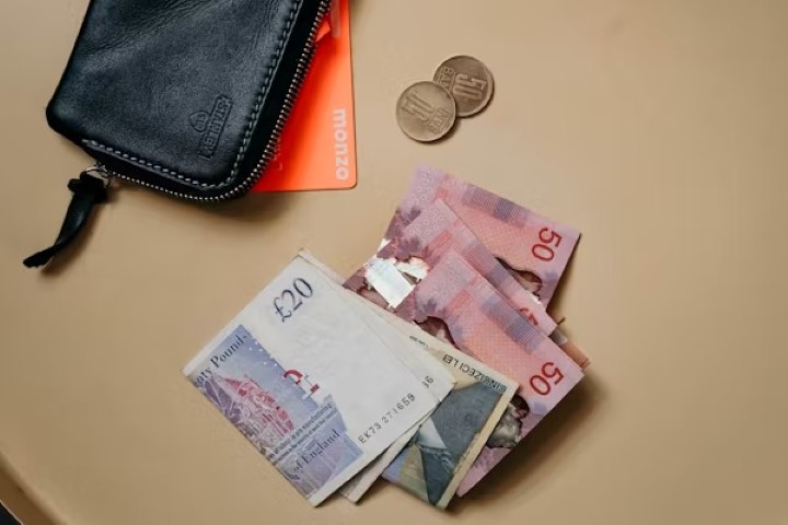 Finansal belgelerimi nasıl düzenli saklayabilirim?